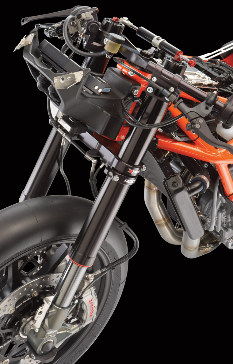 KTM-RC-8C-2022 (113)