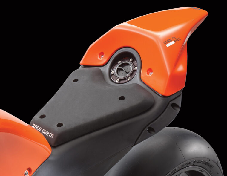 KTM-RC-8C-2022 (115)