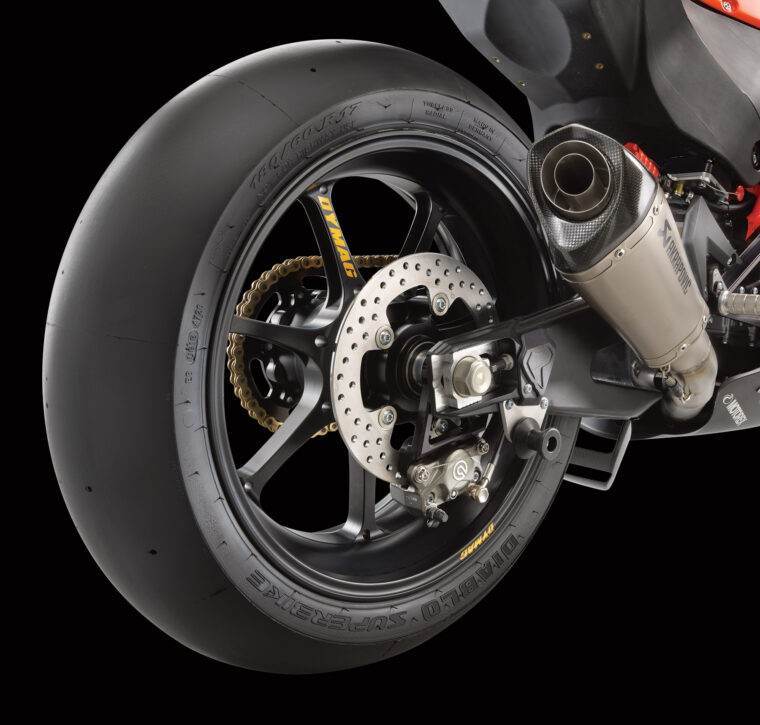 KTM-RC-8C-2022 (116)