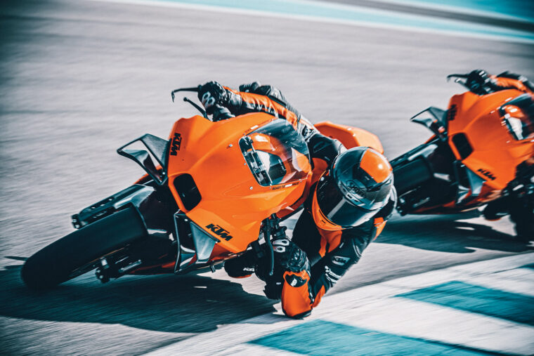 KTM-RC-8C-2022 (49)