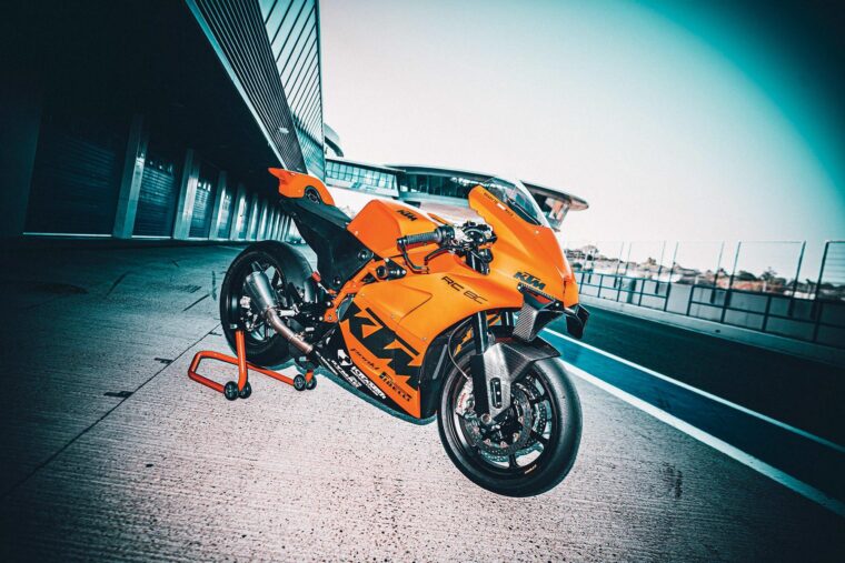 KTM-RC-8C-2022 (71)