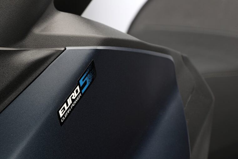 SYM-Joymax-Z+-125-2021-detalles-10