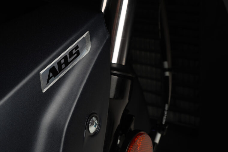 SYM-Joymax-Z+-125-2021-detalles-11