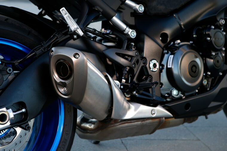 Suzuki-GSX-S1000 (12)