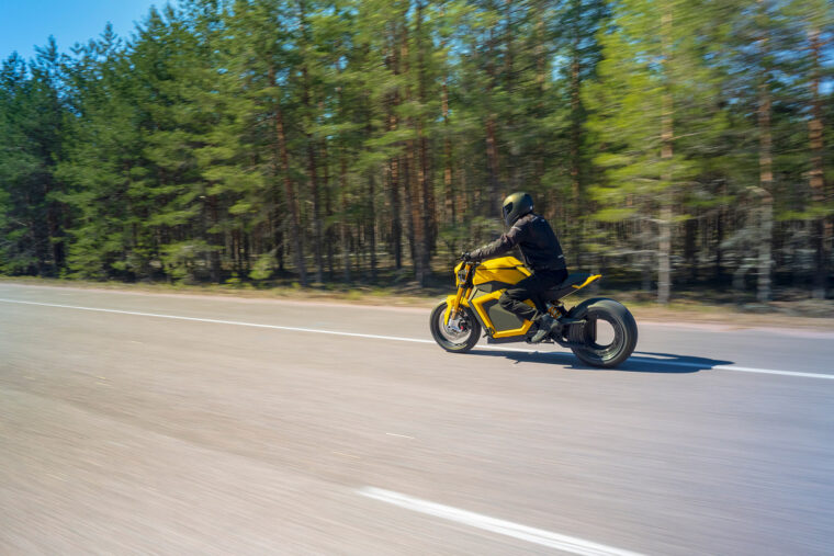 Verge-TS-accion-moto-electrica (11)