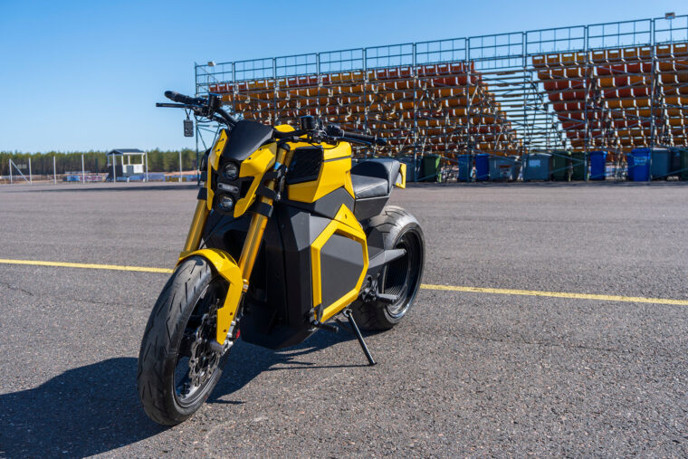 Verge-TS-accion-moto-electrica (3)