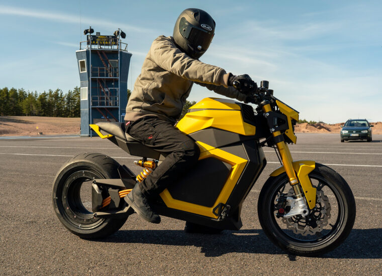 Verge-TS-accion-moto-electrica (7)