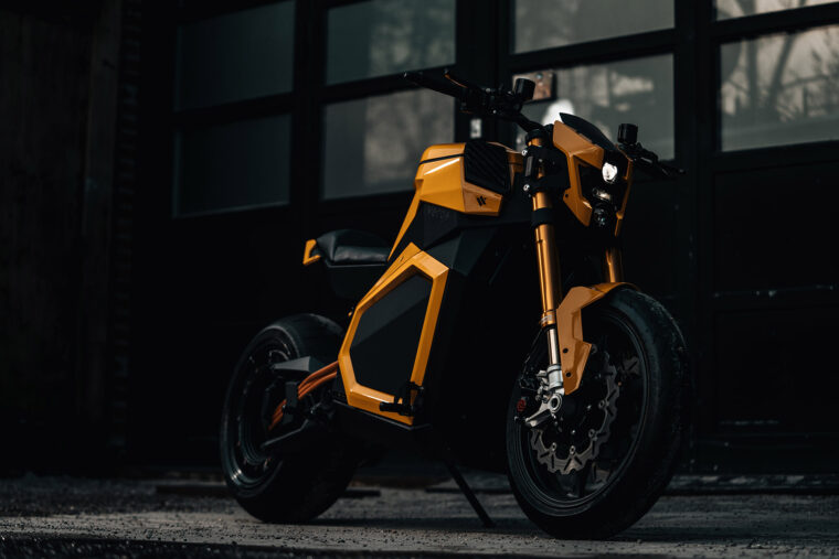 Verge-TS-estaticas-moto-electrica (18)