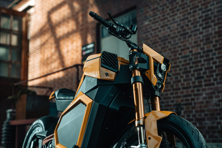 Verge-TS-estaticas-moto-electrica (6)