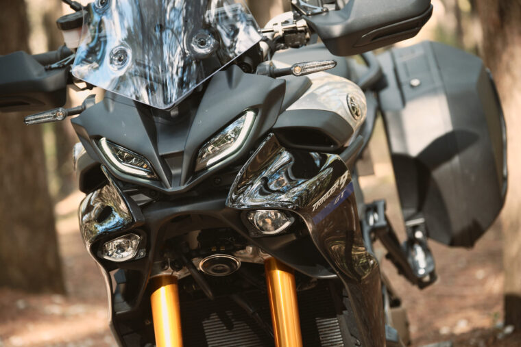 Yamaha-Tracer-9-GT-2021-detalles-10