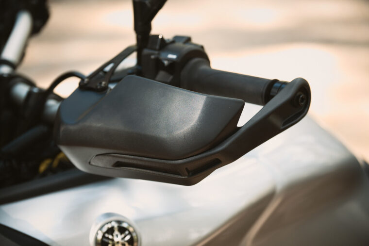 Yamaha-Tracer-9-GT-2021-detalles-19