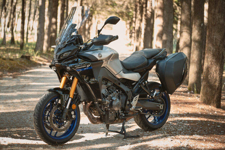 Yamaha-Tracer-9-GT-2021-detalles-32