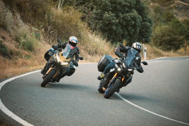 Yamaha-Tracer-9-GT-vs-BMW-F-900-XR-2021-18