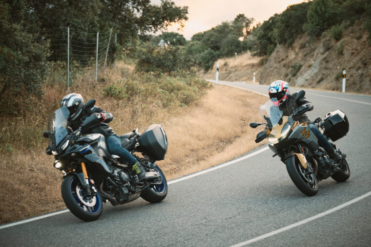 Yamaha-Tracer-9-GT-vs-BMW-F-900-XR-2021-19