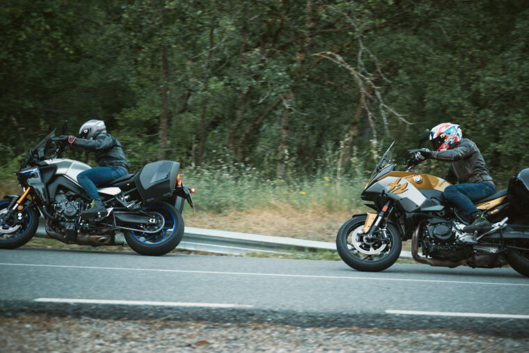 Yamaha-Tracer-9-GT-vs-BMW-F-900-XR-2021-5