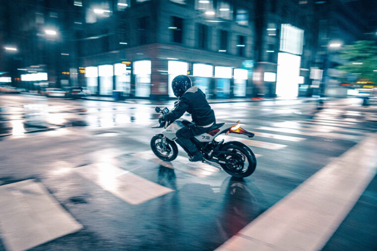 Zero-FXE-2022-moto-electrica (41)