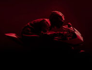 Triumph Speed Triple 1200 RR: Desvelado el prototipo de una nueva moto deportiva 7 Triumph STTEASE GE 3 gallery 1920x768