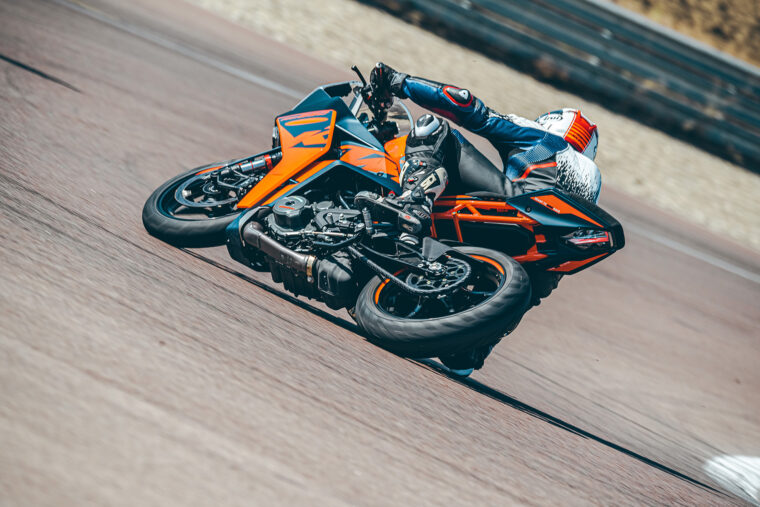 KTM RC 390 2022 Prueba - 147