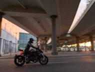 MV Agusta Brutale 1000 RS 2022 accion (1)