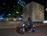 MV Agusta Brutale 1000 RS 2022 accion (16)