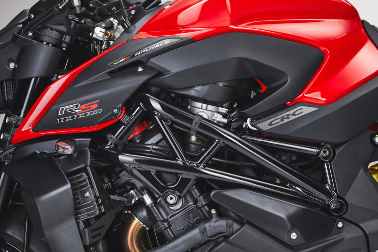 MV-Agusta-Brutale-1000-RS-2022-detalles (24)