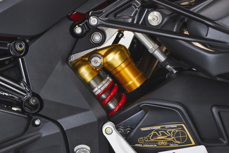 MV-Agusta-Brutale-1000-RS-2022-detalles (25)