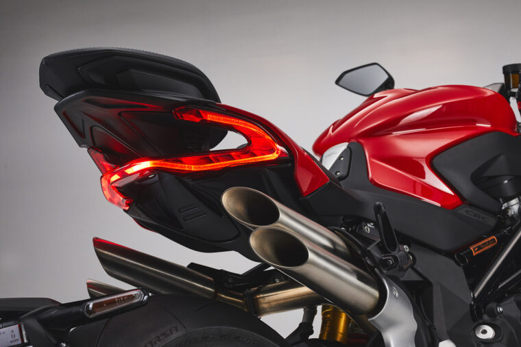 MV-Agusta-Brutale-1000-RS-2022-detalles (32)