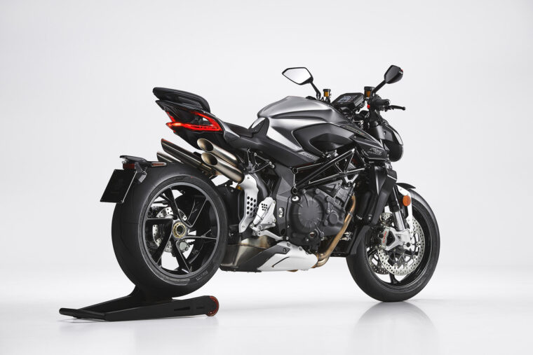 MV-Agusta-Brutale-1000-RS-2022-estudio (12)