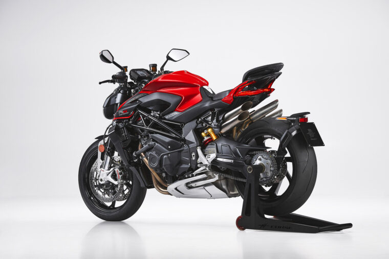 MV-Agusta-Brutale-1000-RS-2022-estudio (15)