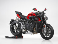 MV Agusta Brutale 1000 RS 2022 estudio (3)