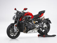 MV Agusta Brutale 1000 RS 2022 estudio (6)