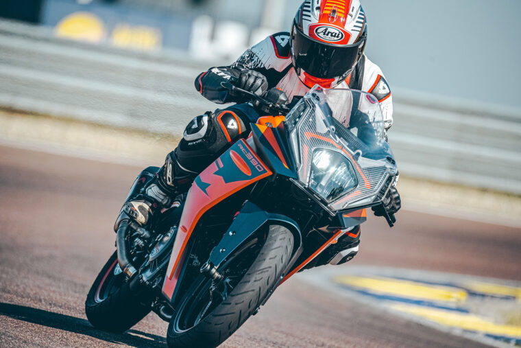 Prueba KTM RC 390 2022 - 6