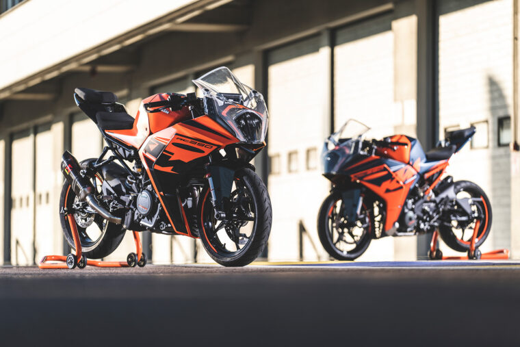 Prueba KTM RC 390 2022 Detalles - 86