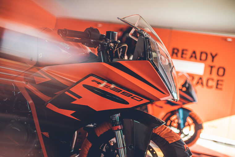 Prueba KTM RC 390 2022 Estaticas - 13