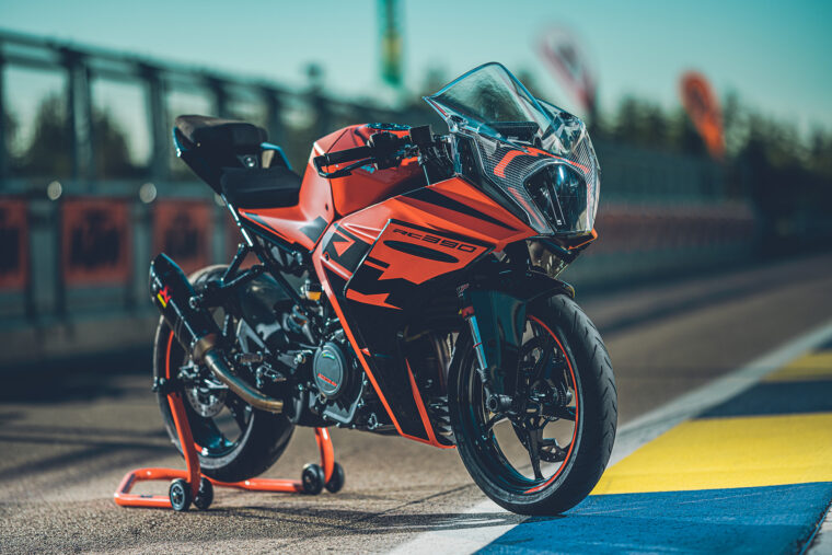 Prueba KTM RC 390 2022 Estaticas - 6