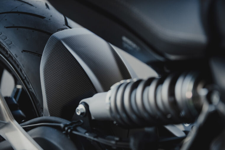 Zero-SR-F-2021-Quickstrike-Package (2)