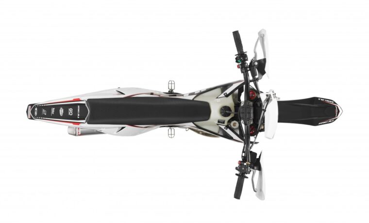 rieju-mr-racing-2022 (4)