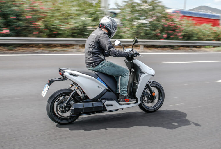 Ray 7.7: El scooter eléctrico español inicia su distribución en el resto de Europa 6 Ray 77 2022 scooter electrico pruebaMBK23