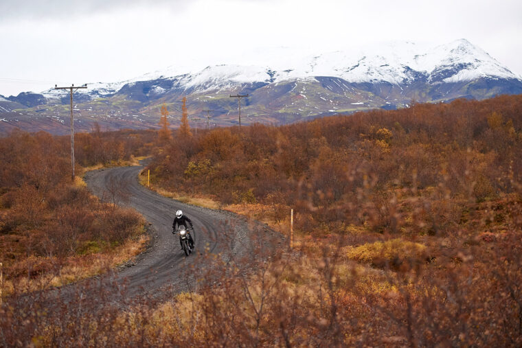 Royal-Enfield-Polo-Sur-previo-1