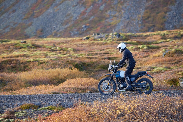 Royal-Enfield-Polo-Sur-previo-3