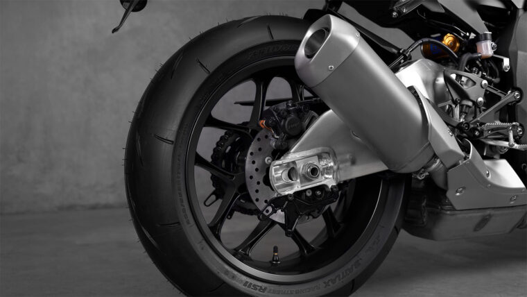 Yamaha-R1M-2024- - 13