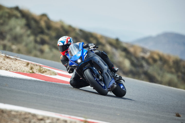 Yamaha-R7-2022-prueba-20