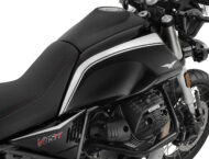 07 Moto Guzzi V85 TT Guardia d'Onore