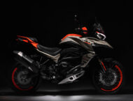 BikeLeaks. Benelli TRK 702: Una futura trail de media cilindrada con cámaras frontal y trasera 2 Benelli TRK 800 2022 1