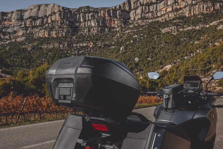 Honda NT1100 2022 Estaticas-3035