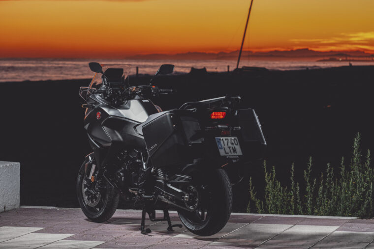 Honda NT1100 2022 Estaticas-3222