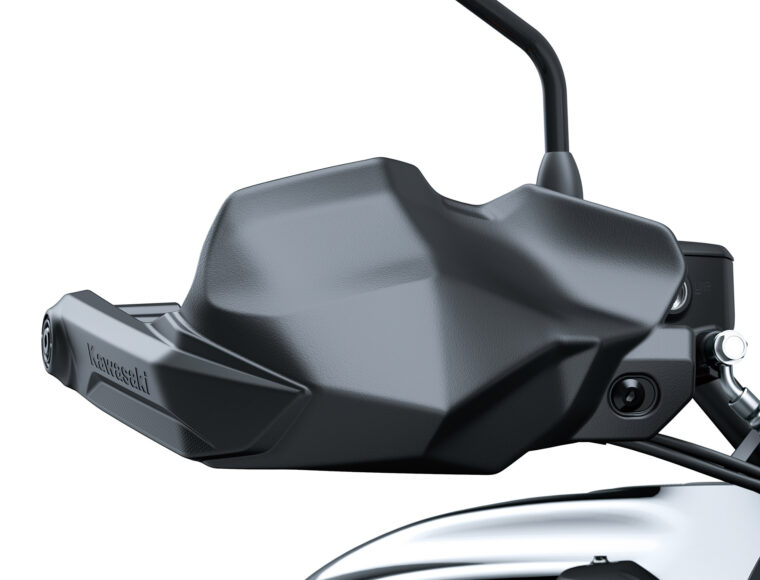 Kawasaki-Versys-650-2022- - 15