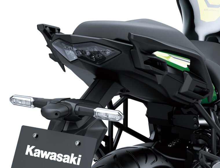 Kawasaki-Versys-650-2022- - 21