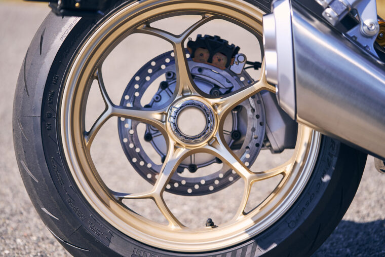 Moto-Guzzi-V100-Mandello-2022-detalles - 68