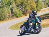 Moto Guzzi V100 Mandello 2022 dinamicas82